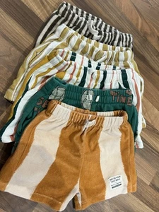 Lote de 5 conjuntos de pantalones cortos Zara 1,5 años 2 años ropa niño muy buen estado - Imagen 1 de 9