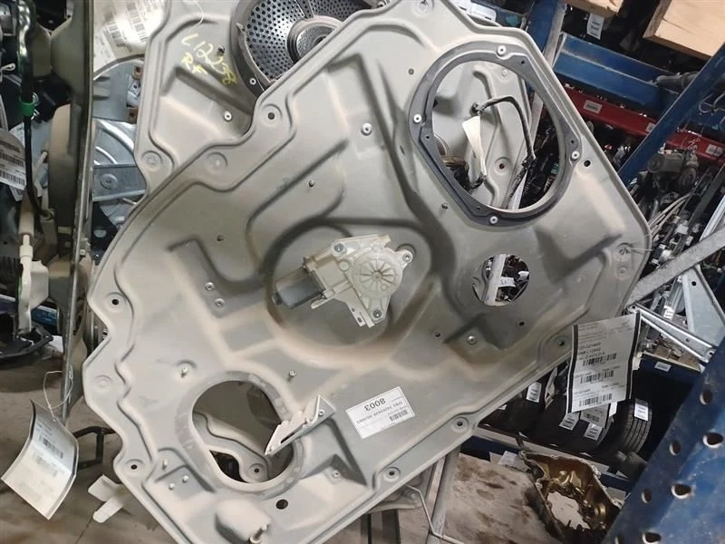 Regulador de ventana delantera de pasajero sin motor para 05-07 FREESTYLE 1313966 Foto 1 de 1