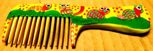 OAXACA ~ handgefertigt & bemalt Holz 4 1/4" Haarkamm gelb Katze Kaninchen Schildkröte - Bild 1 von 20
