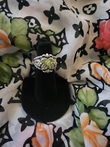 Barbara Bixby | Peridot Flower Ring | 18K Gold & 925 Sterling Silver | Size 5 - Picture 1 of 9