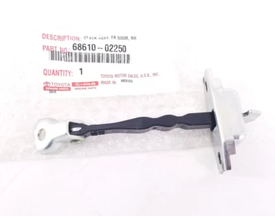 Conjunto de revisión de puerta delantera Corolla 2014-2018 original OEM Toyota 68610-02250 Foto 1 de 4