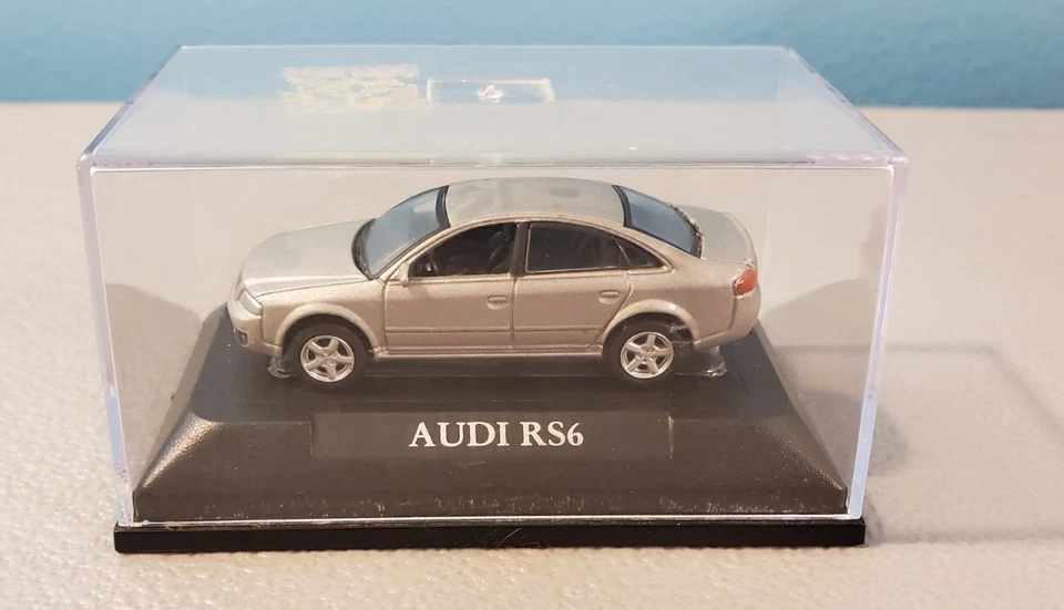Yat Ming Road Signature AUDI RS6 1:72 Scale, Silver,  See Pics/Description - Image 1 of 4