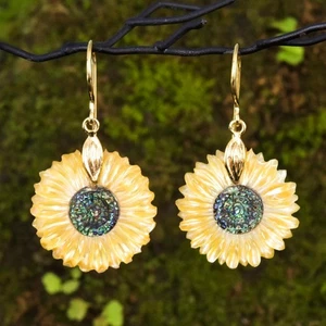 Sunflower Earring Mother-of-Pearl Paua Abalone Shell Gold Vermeil Sterling 4.34g - Picture 1 of 12