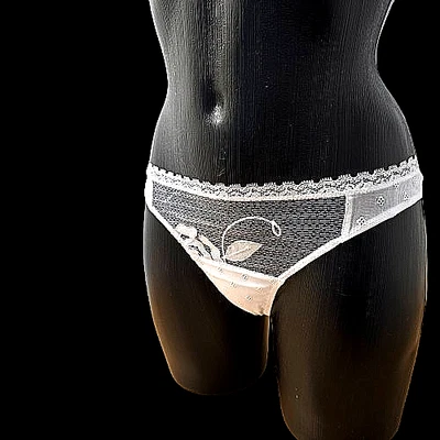 La Perla Exklusiver  String  Gr. 38  aus Spitze in Weiß Luxus Dessous Neu - Bild 1 von 4