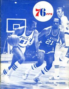 1970 Detroit Pistons v Philadelphia 76ers Program 2/22 Ex/MT 54977