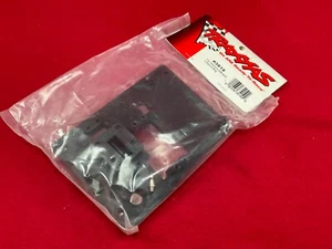 Vintage Traxxas 3515 Nitro Vee RADIO TRAY / DRIVE SHAFT MOUNT boat tra3515 - Picture 1 of 3