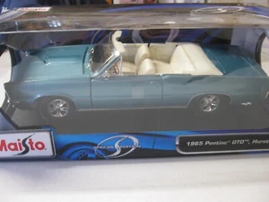 maisto 1965 pontiac gto hurst edition CONV. 1/18 DIECAST CAR LIGHT BLUE - Picture 1 of 6