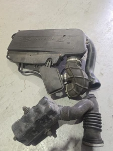 Ford Fiesta St150 2.0 Duratec Original Airbox - Picture 1 of 4