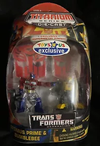 2006 Transformers 3" Titanium Diecast Bumblebee & Optimus Prime TrU Toys ‘R Us - Picture 1 of 2