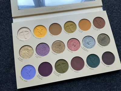 Lunar Beauty Moonshroom Palette, Ovp, Lidschattenpalette, Eyeshadow - Bild 1 von 4