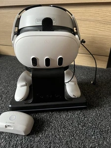 Meta Quest 3 128GB VR Brille Headset Weiß mit Controller , Akku, Ladestation - Bild 1 von 4