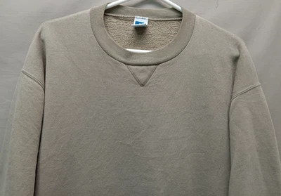 Men's Vintage Russell Athletic V Stitch Sweatshirt U.S.A. L (C727) - Image 1 of 4