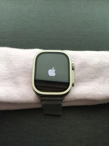 Apple Watch Ultra 2 49mm GPS + Cell Titanium Case w/ Mesh Band, Extra Band - Photo 1 sur 8