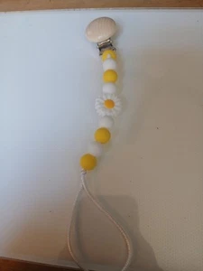 Daisy Pacifer Clip Holder For Babies Homemade - Picture 1 of 4