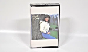 1980 Loretta Lynn LOOKIN' GOOD Cassette Tape FACTORY SEALED MCAC 5148 - Picture 1 of 4