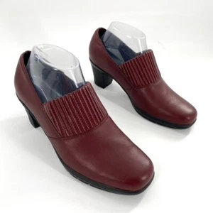 Clarks Bendables Thoughtful Q Womens Pumps Burgundy Leather Sz 8.5 Block Heel - Picture 1 of 7