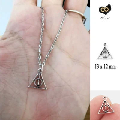 Collana Harry Potter con Piccolo Ciondolo Doni della Morte catena Uomo Donna Arg - Immagine 1 di 4