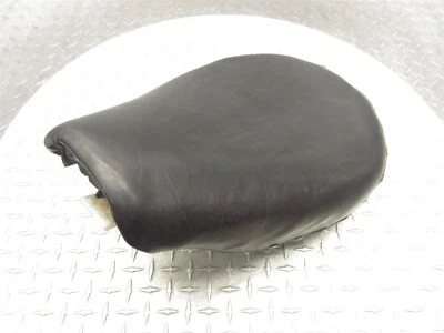 2004 04-16 Yamaha VStar 650 Classic XVS650 OEM Front Seat Saddle Rider Pad - Image 1 of 4