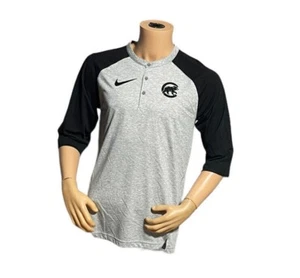 Nike MLB Chicago Cubs Gray 3/4 Blackout Flux Henley Top Sz M NKJ9 Men’s NWT - Picture 1 of 4
