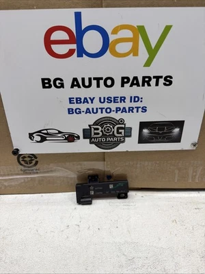 2021 - 2023 JEEP GRAND CHEROKEE GENUINE KEYLESS ENTRY ANTENNA OEM 68509794AA - Image 1 of 4