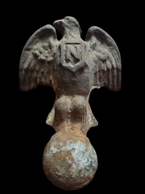 Rare Antique 8" CAST IRON EAGLE & SHIELD BATHTUB FOOT SET OF 3 - Image 1 of 4