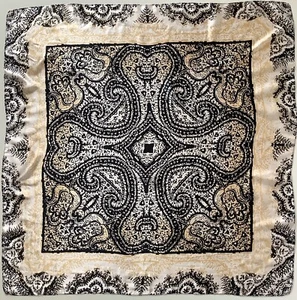 7 A Black Ivory & Beige Paisley Design 33 Inch Square Vintage Silk Ladies Scarf - Picture 1 of 3