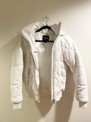 Abrigo acolchado Alo Boss de cuero sintético XS  Foto 1 de 4