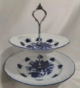 2 Tier Stand Server, Serving Dish,White With Blue Flowers Silver Handle vintage - Picture 1 of 9
