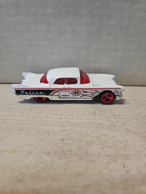 Cadillac Eldorado Brougham #147 Police H9055 2005 Hot Wheels 1957 blanco limpio  Foto 1 de 4