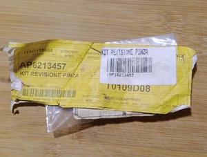 APRILIA VARI MODELLI KIT REVISIONE PINZA AP8213457 - Foto 1 di 2