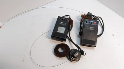 Realistic Voice Actuated Transceiver - Image 1 of 4