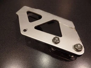 2006 SUZUKI RMZ 450 REAR SWINGARM SWING ARM CHAIN SLIDE GUIDE  - Picture 1 of 11