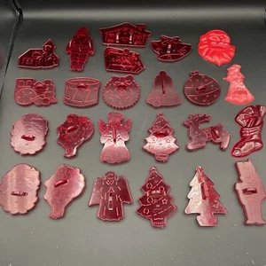 Lot of 24 - Vintage Red Plastic Christmas Cookie Cutters - HRM & Aunt Chick - Picture 1 of 8
