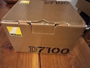 Nikon D7100  Genuine Retail EMPTY BOX!!  w/ inserts