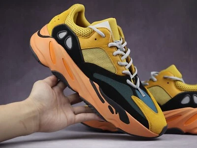 Yeezy Boost 700 Sun GZ6984 Men Shoes - Imagem 1 de 4