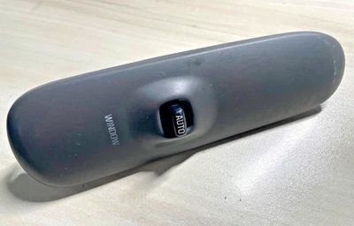 Оригинальный переключатель переднего правостороннего стекла со стороны пассажира для Buick Lesabre 2000-2005 годов выпуска. 25654440 - Изображение 1 из 4