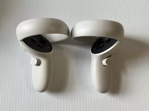 GENUINE Oculus Meta Quest 2 VR Controller Pair - Left and Right Controllers ONLY - Picture 1 of 7