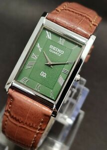 Vintage Seiko Quartz Green  Dial Men's Wrist Watch Working Condition