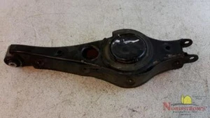 Brazo percha de resorte inferior trasero izquierdo Kia Sedona 2017 - Imagen 1 de 12