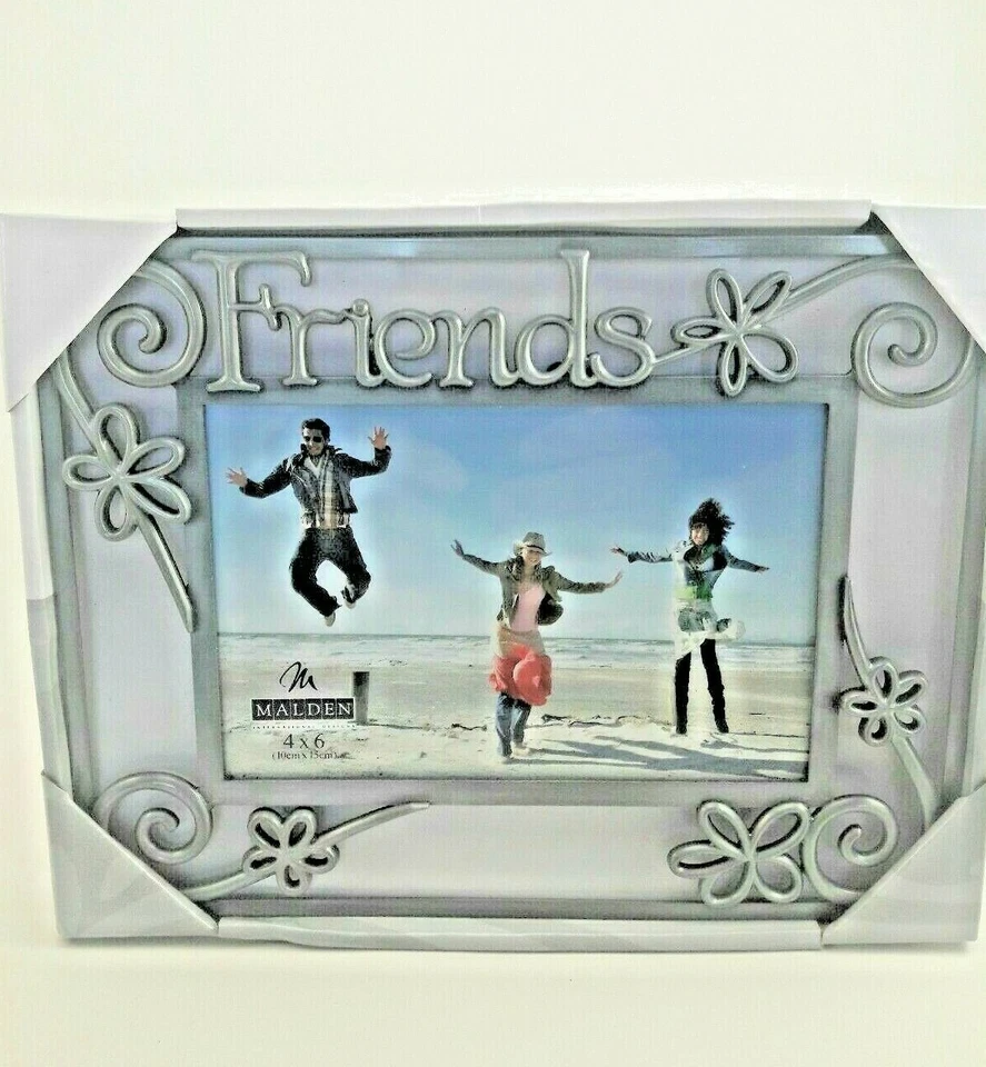 Malden Friends Pierced Die Cast Expressions Frame, 4 by 6-Inch - Image 1 of 3