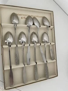 Vintage Set 8 x Oneida Community Paul Revere Stainless steel Spoons with Box! - Picture 1 of 2