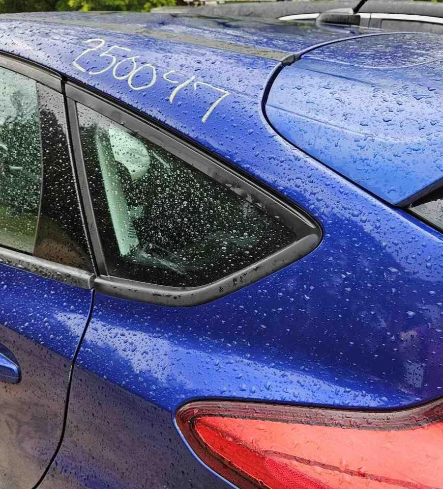 12 13 14 15 16 17 18 FORD FOCUS HATCHBACK LADO DEL CONDUCTOR cuarto de cristal/ventana izquierda Foto 1 de 1