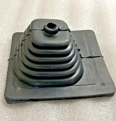 Suitable For Suzuki Samurai SJ413 SJ410 Gypsy Gear Shifter Lever Boot Rubber 4X4 — 第 1/3 张图片