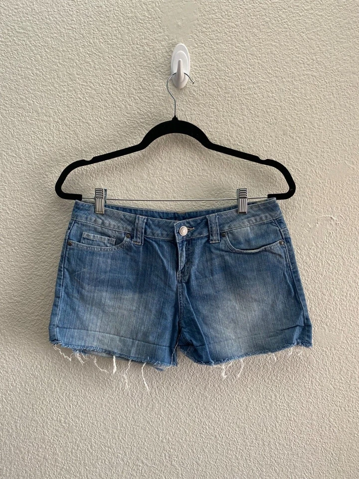 VTG Y2K London Jean Victoria's Secret Raw Hem Denim Shorts Size 6 Mid-Rise - Image 1 of 4