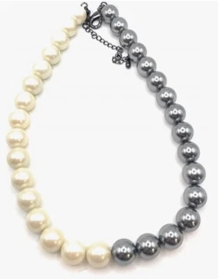 Collar con cuentas de perlas de vidrio crema y hematita Calleigh colección Lia Sophia Kiam Foto 1 de 4