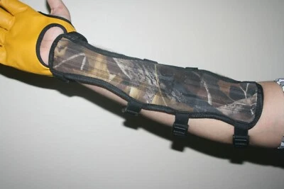 4 STRAP ARCHERY LONG ARM GUARD (33cm LONG x 9cm WIDE)-Cordura Arm guard - Image 1 of 4