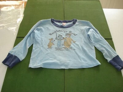  1959 HUCKLEBERRY HOUND & YOGI BEAR SHIRT, HANNA BARBERA, TOUGH TO FIND - Image 1 of 4