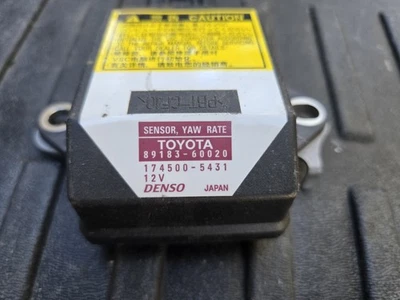 Toyota FJ Cruiser 2007-2014 sensor de velocidad de guiñada 89183-60020 Foto 1 de 4