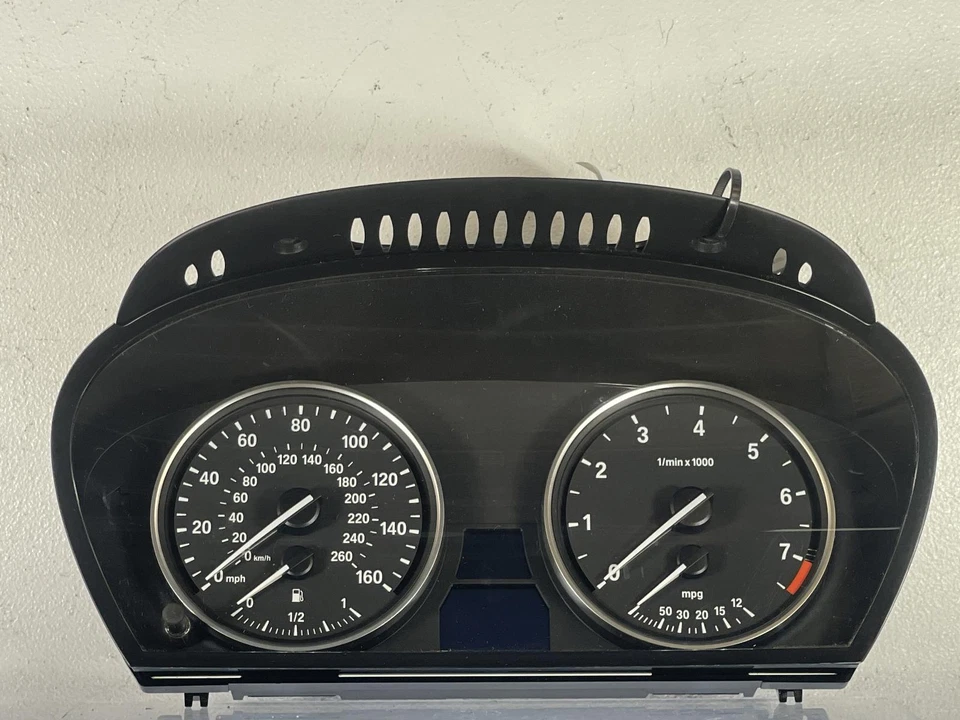 Medidor de velocímetro usado se adapta a: BMW 528i Cluster 2009 MPH mercado de EE. UU. grado A Foto 1 de 4