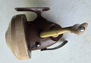 Vintaged Used Wright & McGill Model EC-88-B Fishing Reel Spincast Reel - Picture 1 of 9